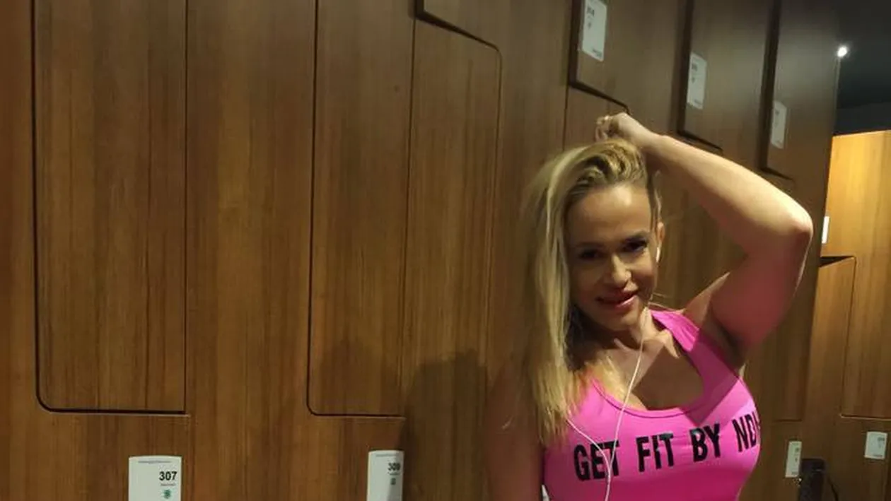 Anda Adam munceşte din greu la sală dar...e în pericol să ia în greutate!