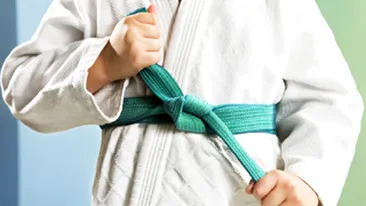 La doar 11 ani, campion la karate