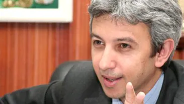 Asculta cantecul lui Dan Diaconescu: Ma dusei sa trec Oltchimul