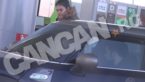Oficial, îi e partener de antrenament, dar… Sexy-tenismena joacă ”la dublu” cu frumuşelul!