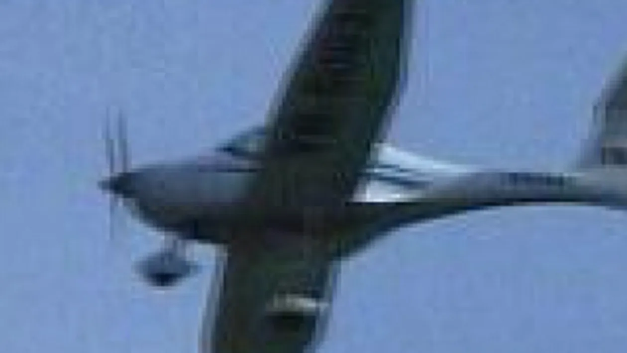 Tragedie aviatica in Nevada, America! Un avion pilotat de un barbat de 80 de ani s-a prabusit in timpul unui spectacol aerian
