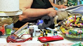 Corina Alexandru lupta fara odihna impotriva maladiei! Face bijuterii pentru a ajuta bolnavii de cancer