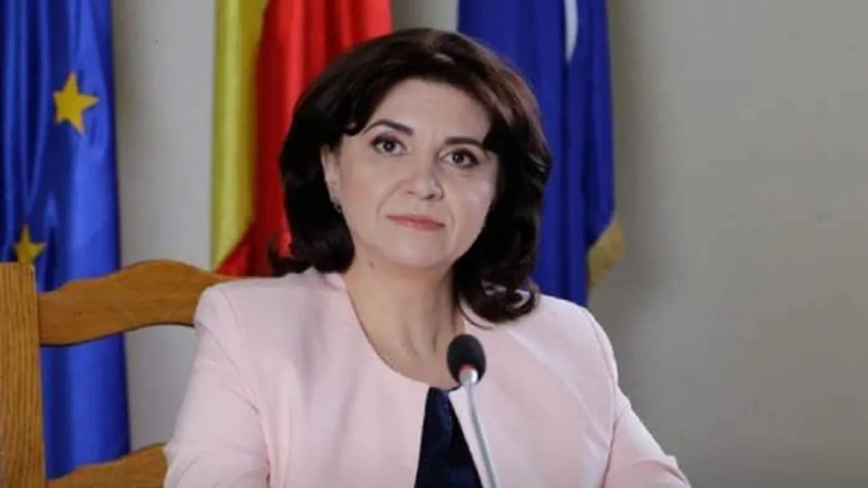 Anunțul făcut de Monica Anisie! Cât va dura o oră de curs