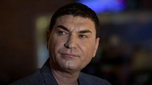 Cristi Borcea așa cum nu l-a văzut nimeni niciodată. Cum făcea bani când era tânăr și cum se descurcă cu 9 copii
