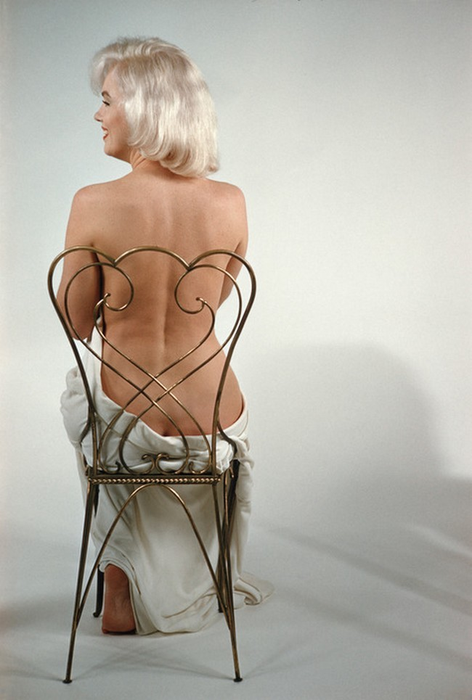Marilyn Monroe, aproape goală! Fotografii pe care nu le-ai văzut niciodată cu celebra actriţă
