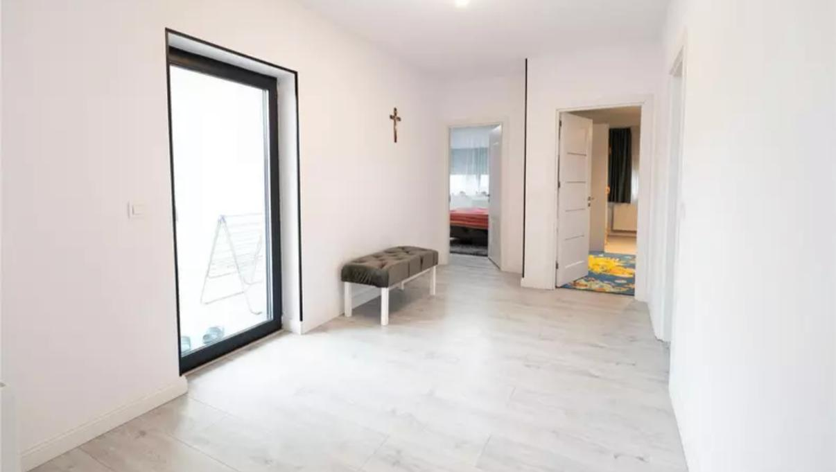 Cum arată vila de 600.000 de euro a lui Lucian Goian. Fostul fotbalist vrea să o vândă!