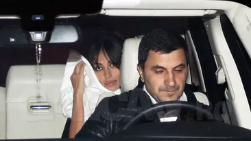 Imagini exclusive! MĂDĂLINA GHENEA şi micuţa ei s-au externat din spital