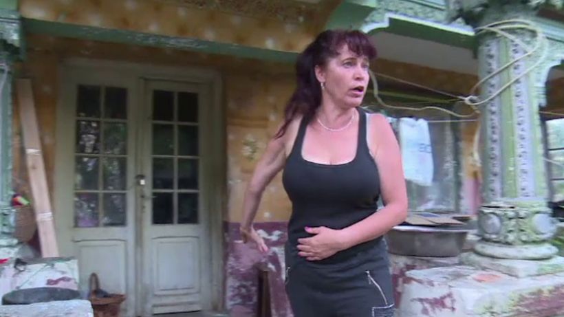 Poveste bizară în Dâmbovița: „L-am mușcat, lătrau câinii odată cu mine”