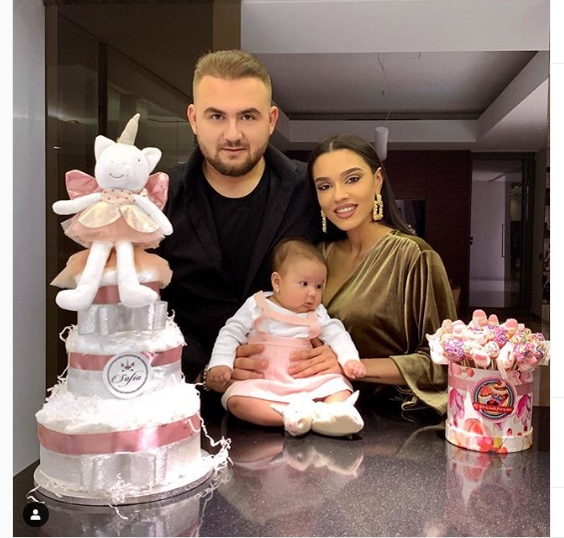 Karmen nu își neglijează soțul, deși fetița lor are doar 3 luni! Cum l-a surprins înainte de partida de amor