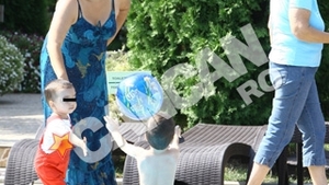 Adriana Bahmuteanu l-a dus pe Maximus la psiholog! "Nu stiu cum va reactiona insa cand il va vedea pe Prigoana, au trecut deja 2 luni de cand nu s-au intalnit"