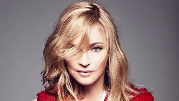 Schimbare totală de look pentru Madonna! De la blond, la brunet, dar cu Photoshop la greu! Intră să vezi rezultatul!