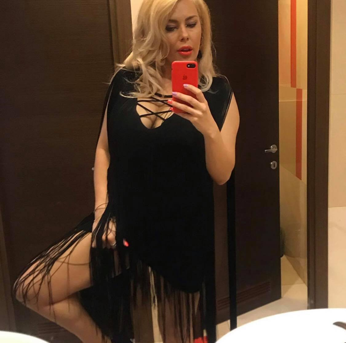 Jasmine a fost dată în judecată de fostul iubit