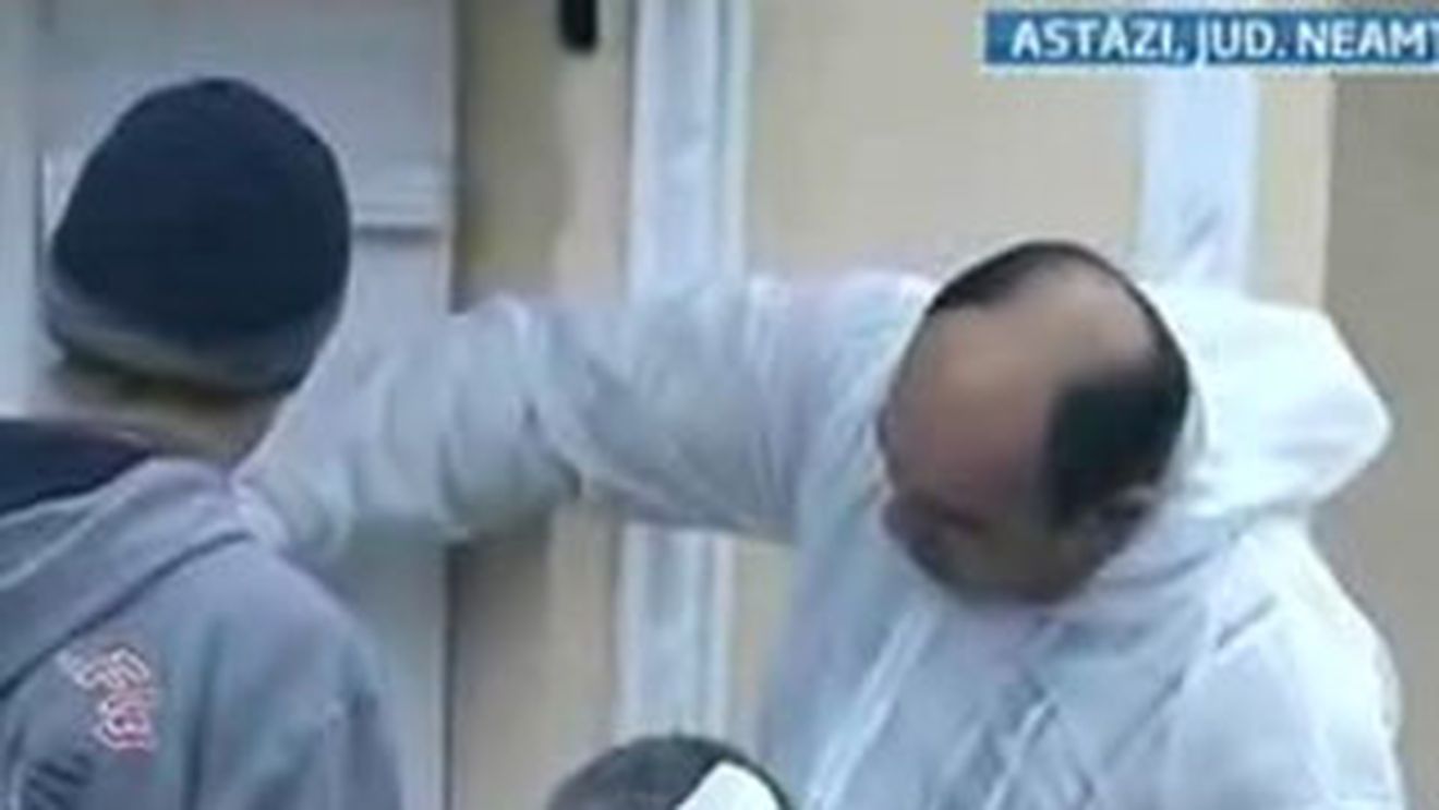 VIDEO Doi barbati si-au ucis fratele si au incercat sa ascunda crima