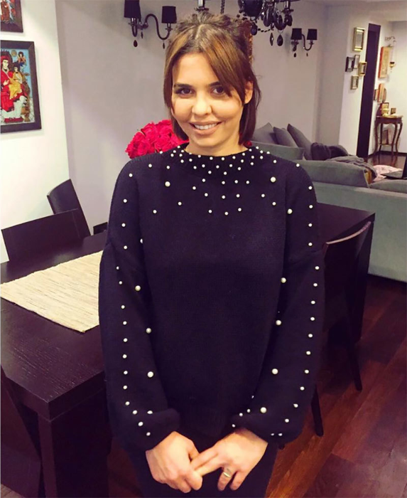 Andreea Popescu, fosta dansatoare a Deliei, cu burtica de graviduţă la vedere!