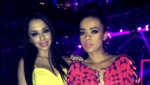 S-au terminat meciurile, insa continua Divizia Sexy! Cele mai "hot" modele se dezbraca pentru suporteri la Crazy Cafe!