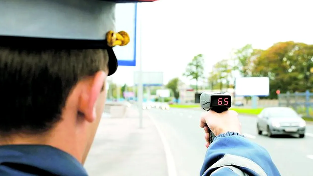 Un sofer a fost prins pe Autostrada Soarelui conducand cu 233 km/h