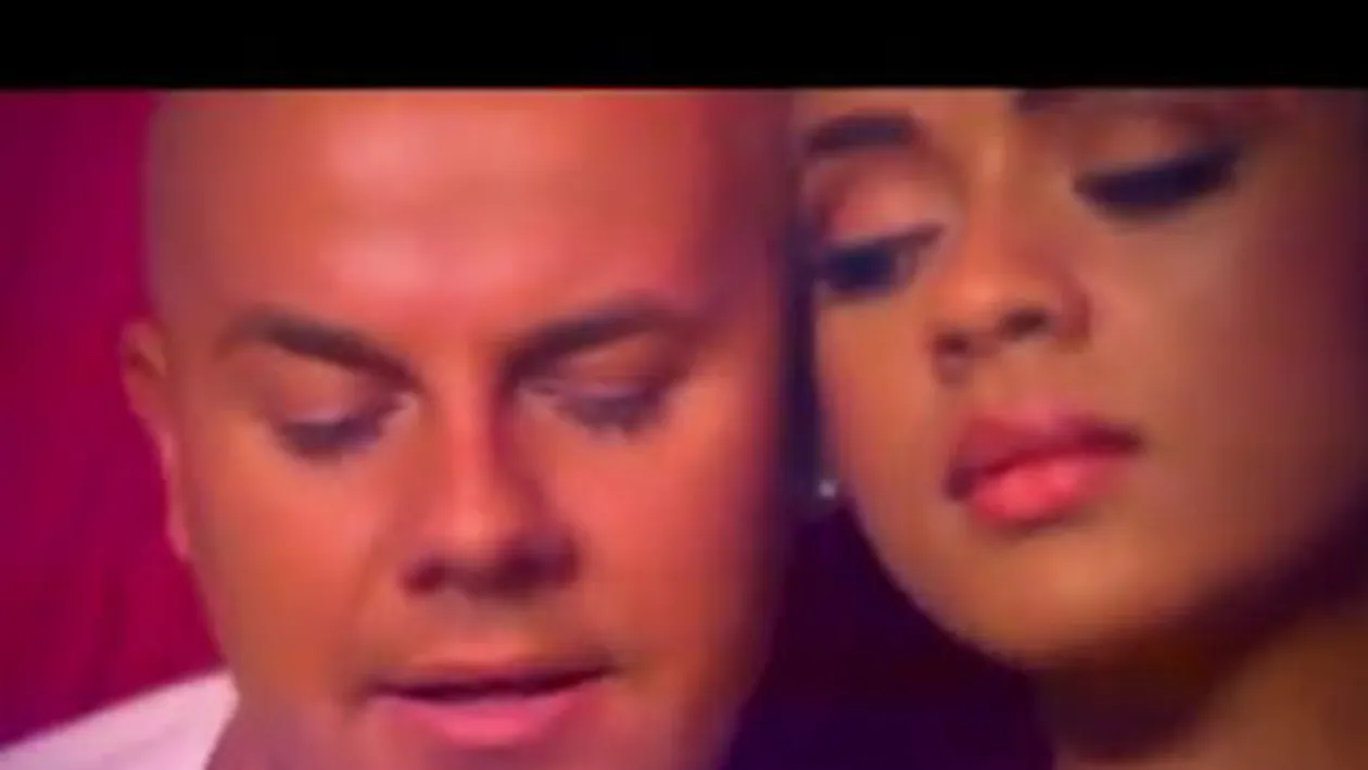 Morris o inseala pe Raisa? Artistul a fost prins alergand dupa o bruneta!