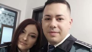 Soțul Adelei, polițista din Strehaia care s-a împușcat mortal în cap, primul mesaj după tragedie: “Îngerul meu m-a părăsit!” Bărbatul este distrus de durere