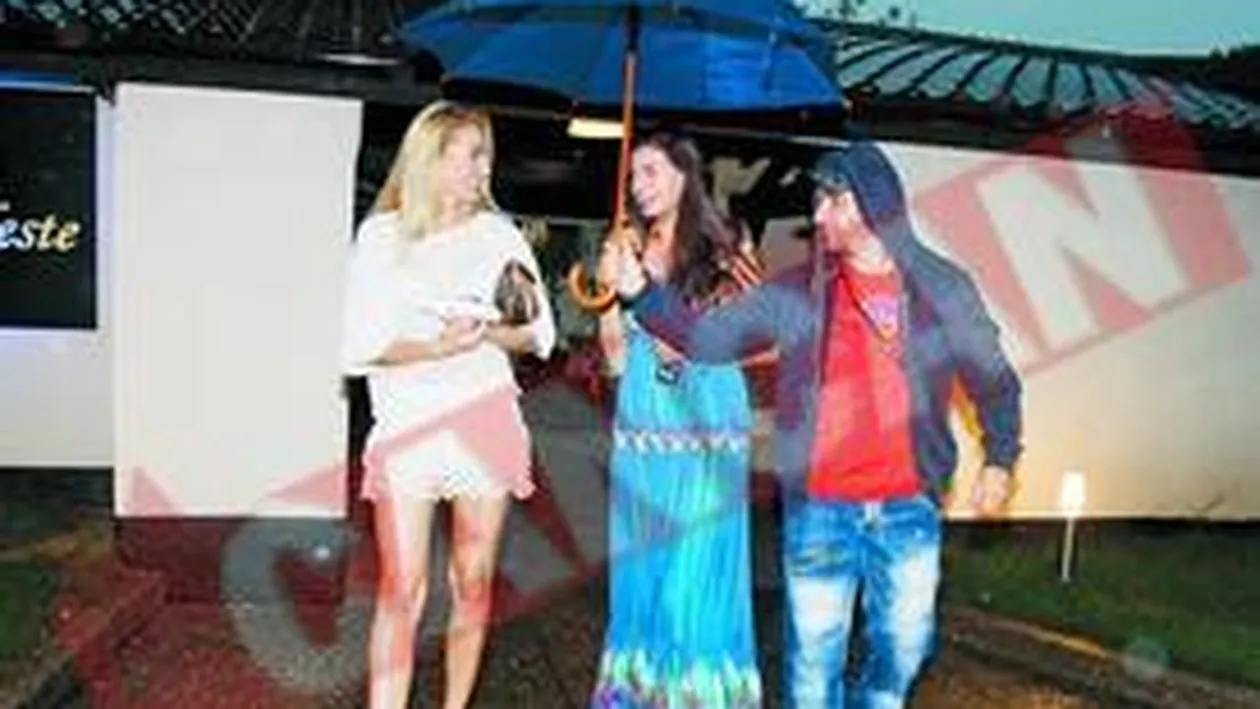 Moni, ce-ti mai place in ploaie...