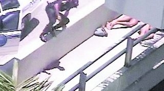 Incident absolut socant in apropierea unei autostrazi,la Miami. Impuscat in timp ce manca de viu un om