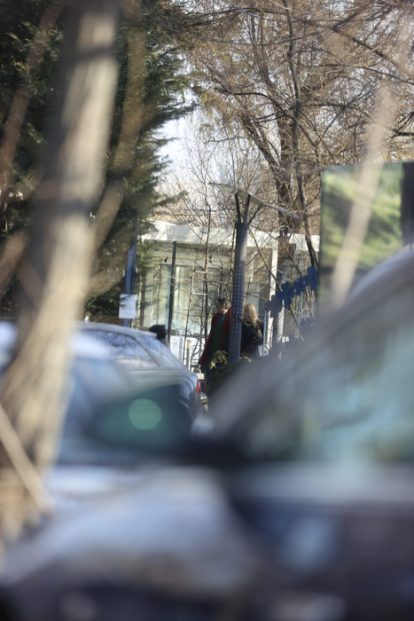 Cristi Borcea și Valentina Pelinel ies din restaurantul unde au luat prânzul
