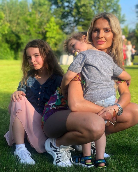 Andreea Bănică, momente de panică: „S-a aruncat în piscină și a ieșit cu sânge pe față!”