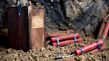 O explozie s-a produs in fata unui tribunal din Atena