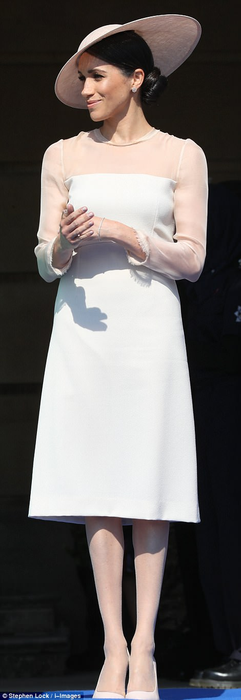 Pe Meghan a pufnit-o râsul la aniversarea Prințului Charles! Motivul este legat de soțul ei, Harry! Ce a pățit acesta în timpul discursului FOTO