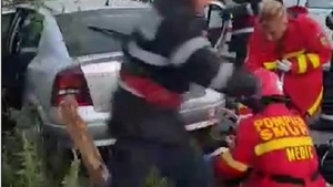 Accident grav pe DN4! Un om a murit, iar alţi trei sunt grav răniţi!