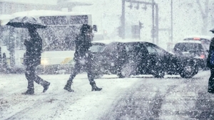 Un nou val de ger lovește România! Meteorologii anunță cod galben de viscol și ninsori