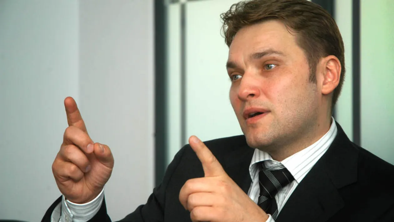 Dan Sova, eliberat din arest. Fostul ministru a fost plasat sub control judiciar