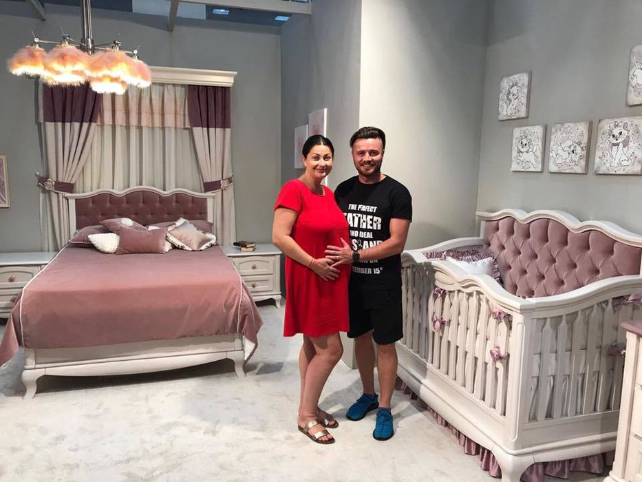 GABRIELA CRISTEA nu se desprinde nici o secundă de fiica sa! Mesajul pe care l-a transmis în urmă cu puţin timp:”Un copil sănătos…“
