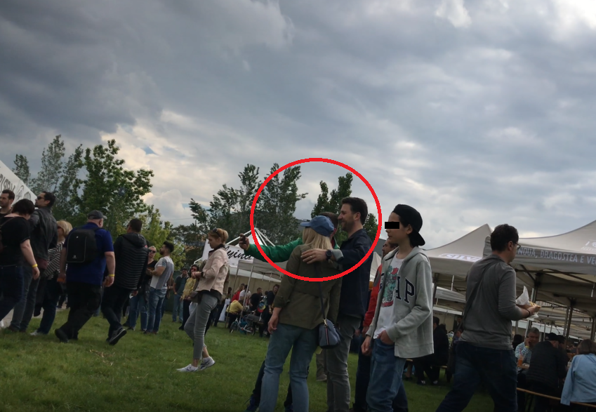 Andi a acceptat inclusiv să facă poze cu fanii săi