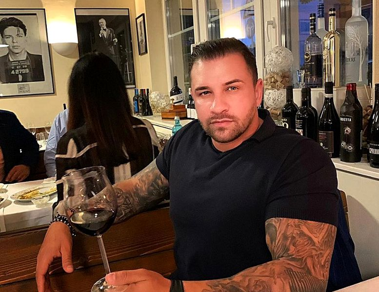 Alex Bodi și-a scos la vânzare vila din Pipera