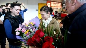 Familia Halep, achiziţie de 180.000 de euro! Cu ce maşină era aşteptată Simona la aeroport