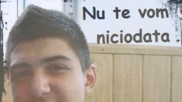 La locul nepotrivit, la momentul nepotrivit! Andrei, olimpicul injunghiat pe strada , a murit ca un erou! Cu ultimele puteri a incercat sa-si salveze prietenul!