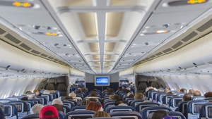 Adevăratul motiv pentru care este atât de frig în avion! Are legătură cu siguranța pasagerilor