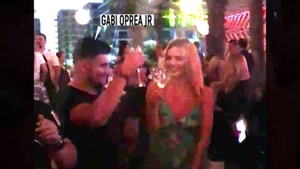 VIDEO EXCLUSIV. Fiul fostului vicepremier Gabi Oprea a luat o ”pauză” de relaţie. A umplut masa cu ”fiole” de vin şi a trecut la atac!