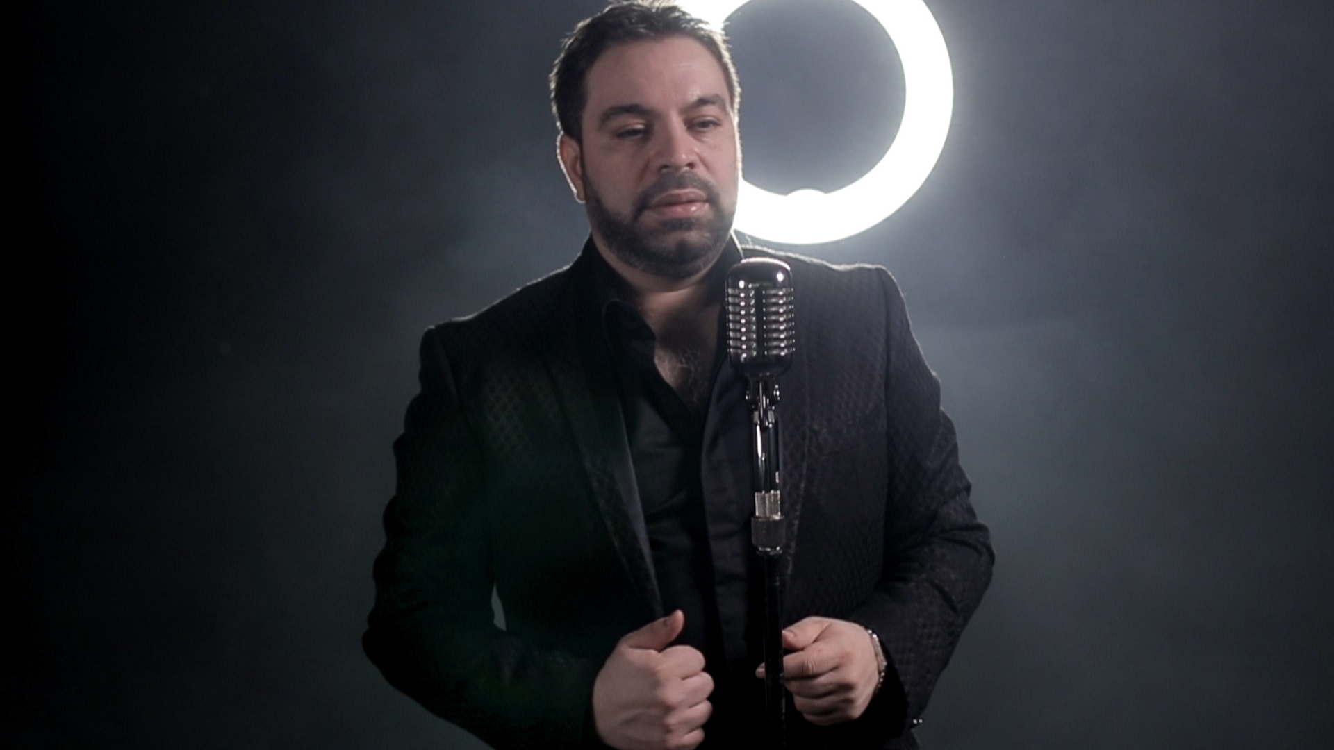 Gestul făcut de FLORIN SALAM pentru tatăl lui, care a decedat anul trecut:,,Rămâi iubirea...‘’