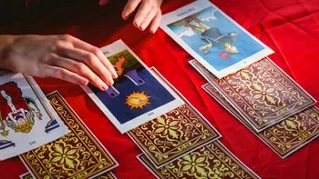 Cartea de Tarot a zilei de 10 ianuarie 2026. Ziua adevărului spus cu mintea limpede adusă de Regele de Spade