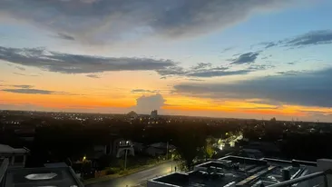 Fenomen bizar pe cer! Autoritățile au intrat în alertă după apariția unui nor toxic