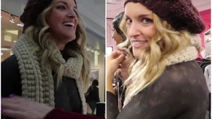 A mers goală puşcă printr-un mall aglomerat, dar nimeni nu şi-a dat seama că e ceva în neregulă! Blondina şi-a dezvăluit secretul abia la final