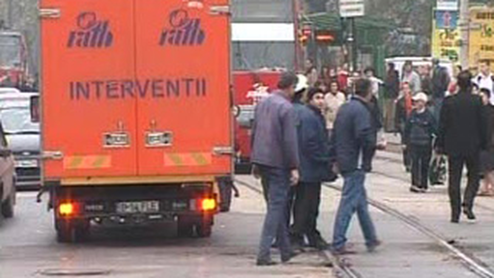 Unei femei i-a fost sectionat piciorul, dupa ce a fost lovita de tramvai in zona Piata Sudului din Bucuresti!