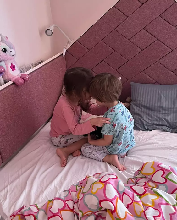 Cum arată casa în care locuiesc Simona Gherghe și soțul ei. Vila se află în complexul lui Cristian Țânțăreanu