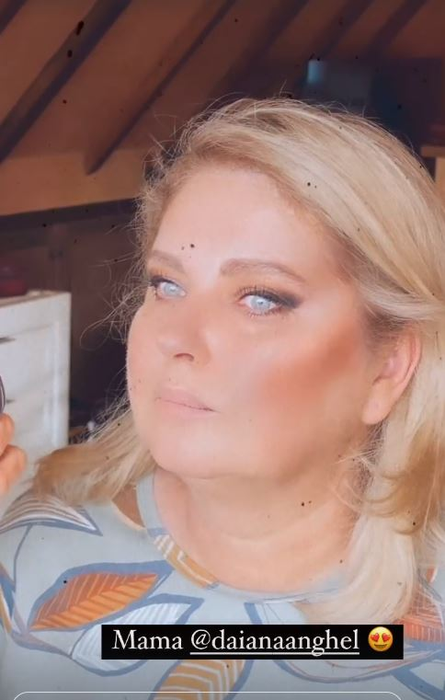 Daiana Anghel s-a căsătorit religios cu Sorin Gonțea! Fosta prezentatoare a strălucit în rochia de mireasă care a avut o croială sexy și provocatoare | FOTO