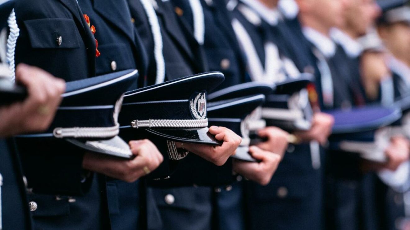 După profesori și angajații CFR, polițiștii intră în grevă. Ce nemulțumiri au oamenii legii