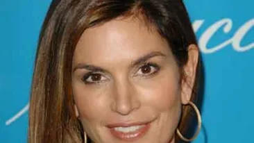 Anastasia Soare: Cand am ajuns in America, nu stiam cine este Cindy Crawford, de aceea n-am recunoscut-o cand a intrat in cabinetul meu