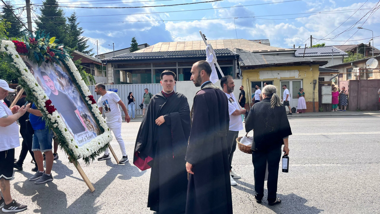 Ciprian Pian, condus pe ultimul drum! Imaginile durerii în 100 de fotografii