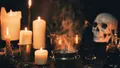 Un milion de lei, „sacrificați” în numele lui „Bau”. Un ieșean păcălit că vorbește cu un demon