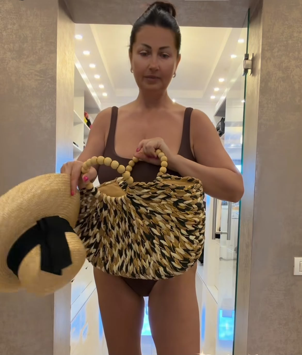 Gabriela Cristea în costum de baie/ sursă foto: social media